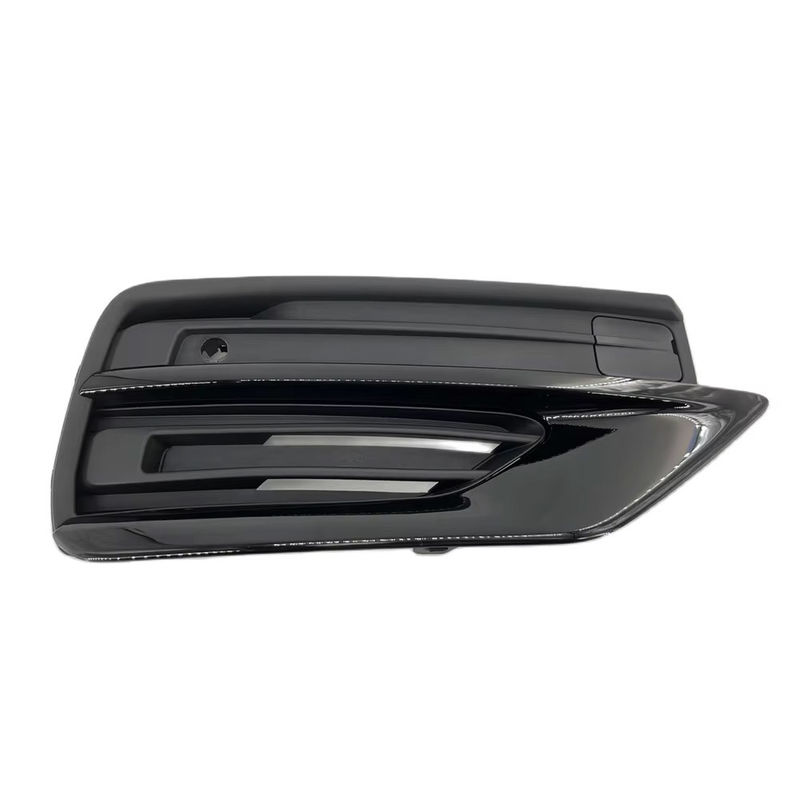 Фабричная цена Автозапчасти OE 31663515 31663514 Вентиляция бампера Передняя наружная туманная лампа